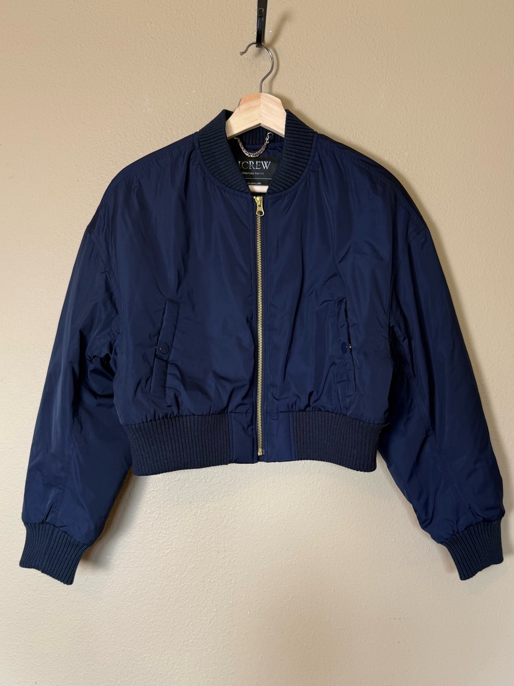 J. Crew Navy Blue Cropped Puffer Bomber Jacket w PrimaLoft® NWT Size Small - Picture 2 of 7